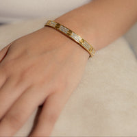 LOVE SHINE GOLD