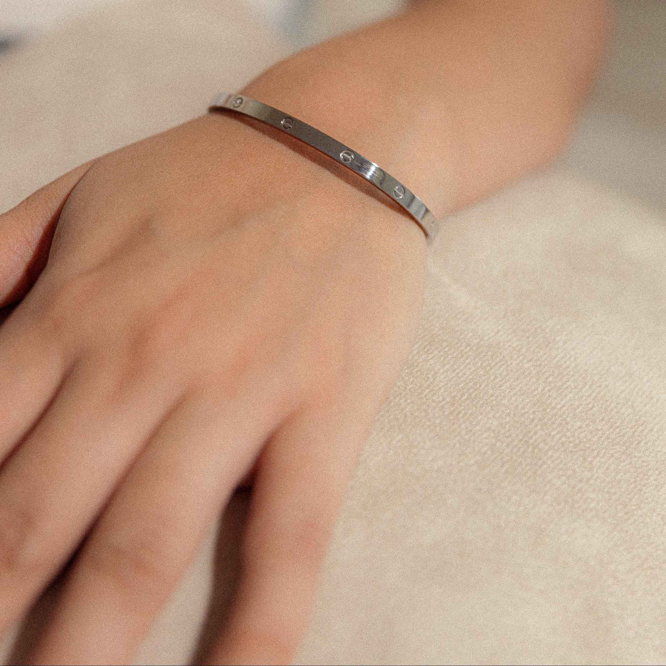 LOVE THIN SILVER