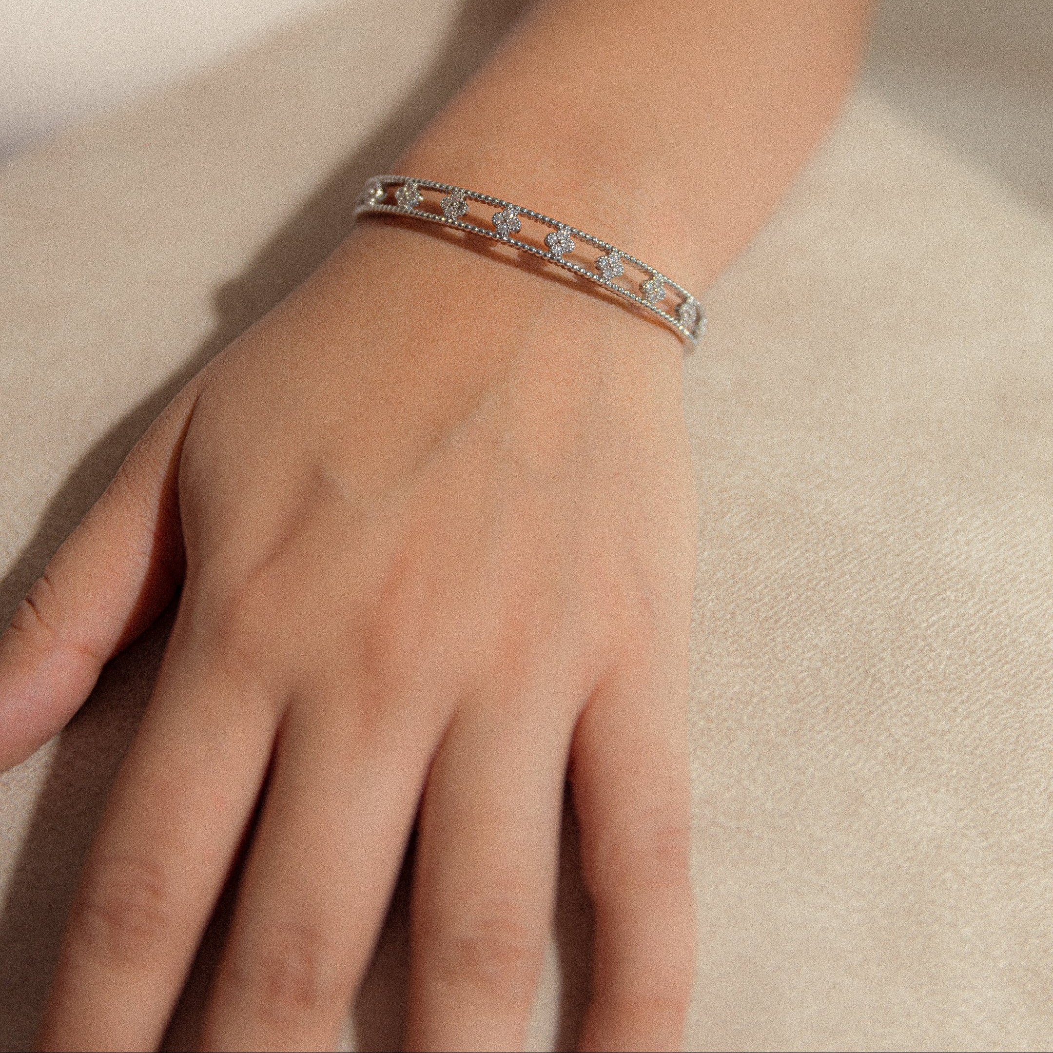 SILVER VAN CLEEF DUPE