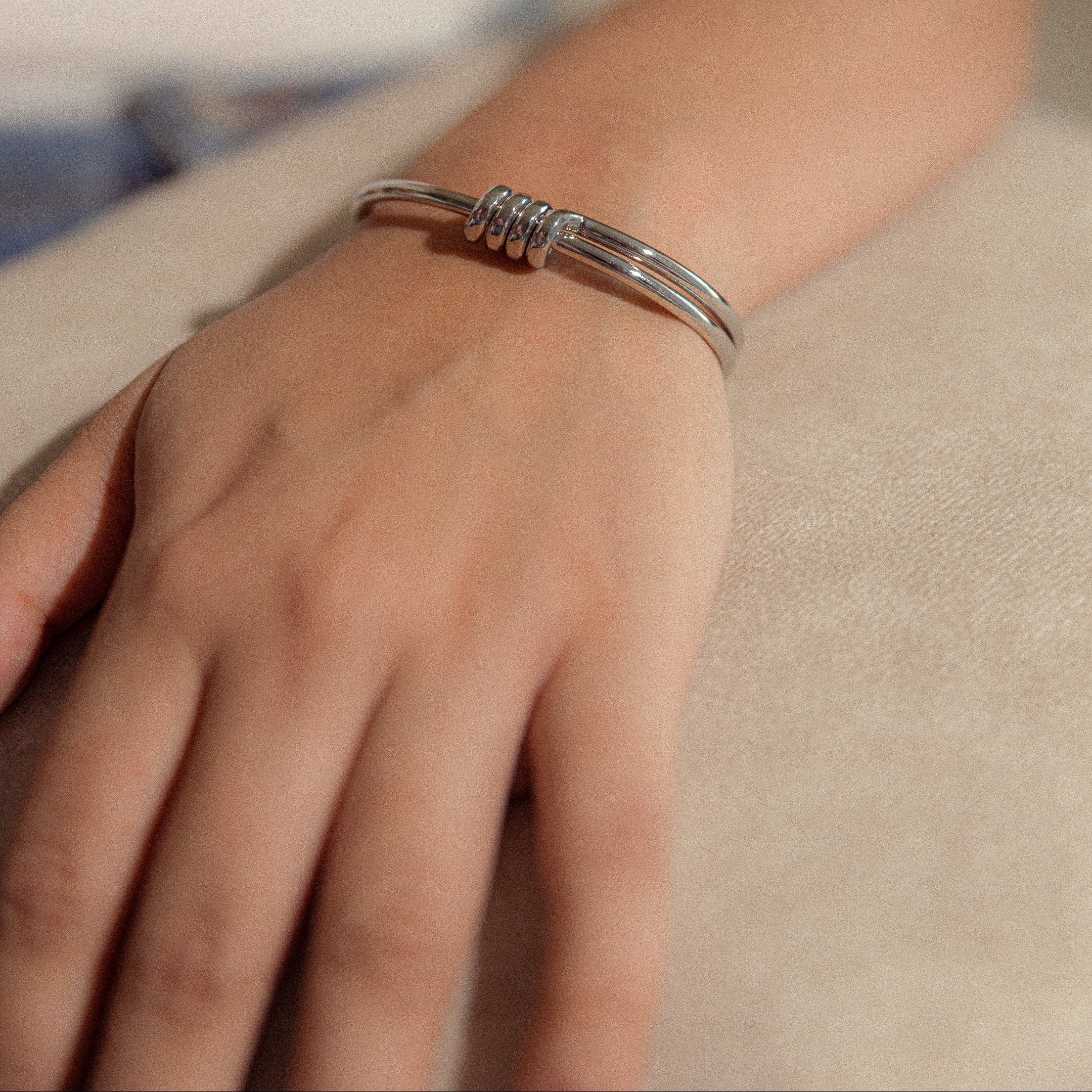 BANGLE LUX SILVER