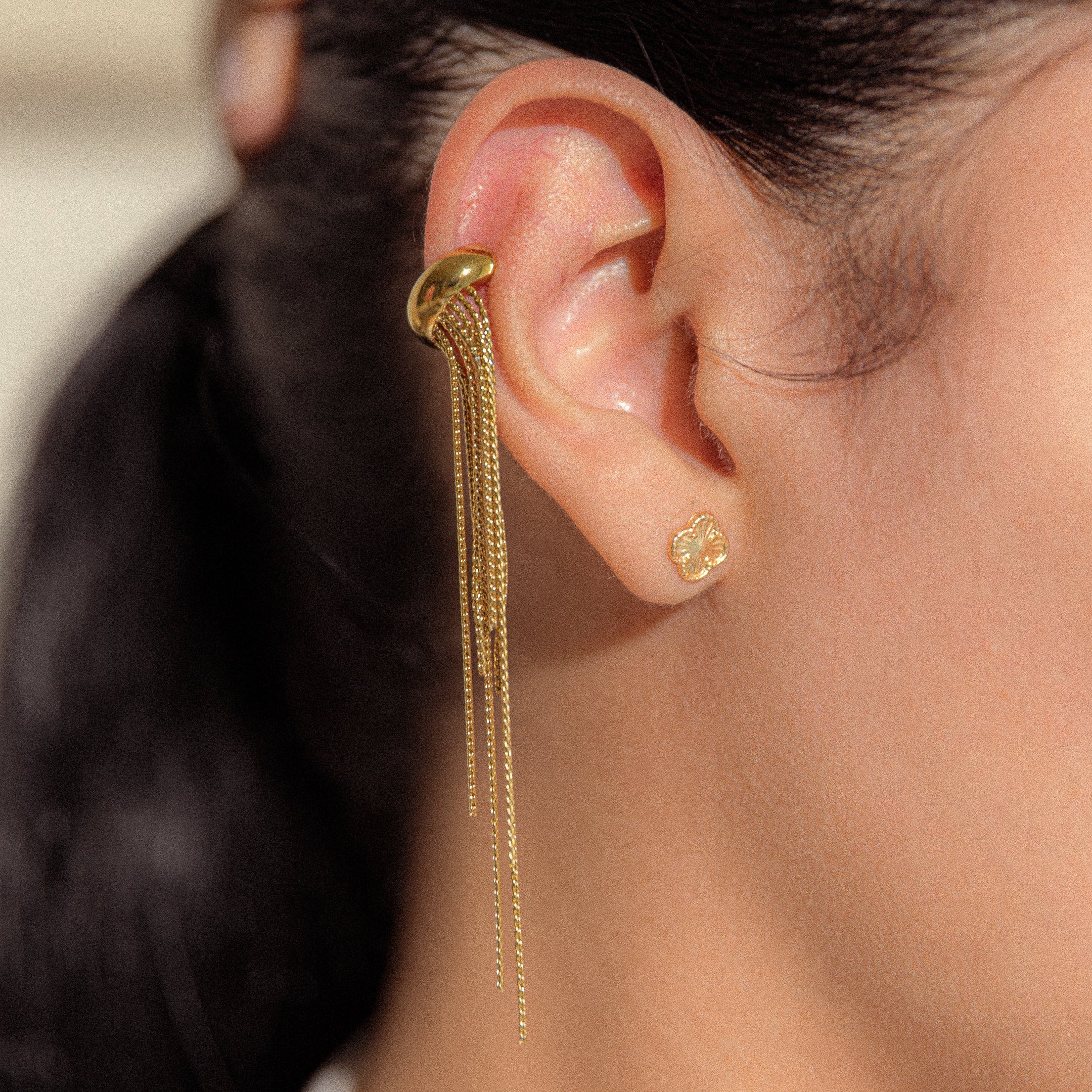 EAR OPUL