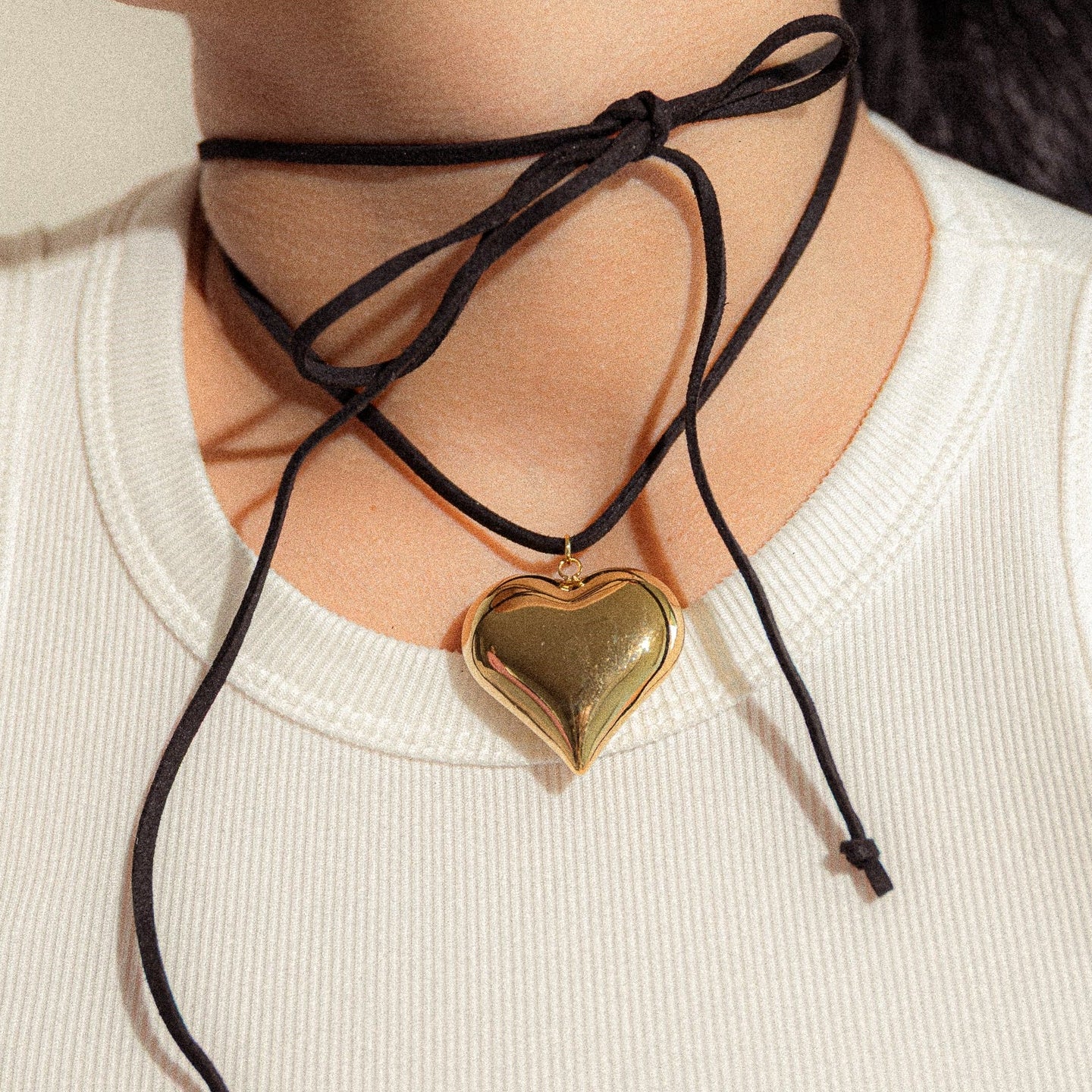 BLACK & GOLD LOVE