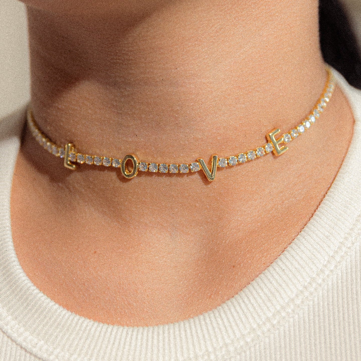 LOVE CHOKER